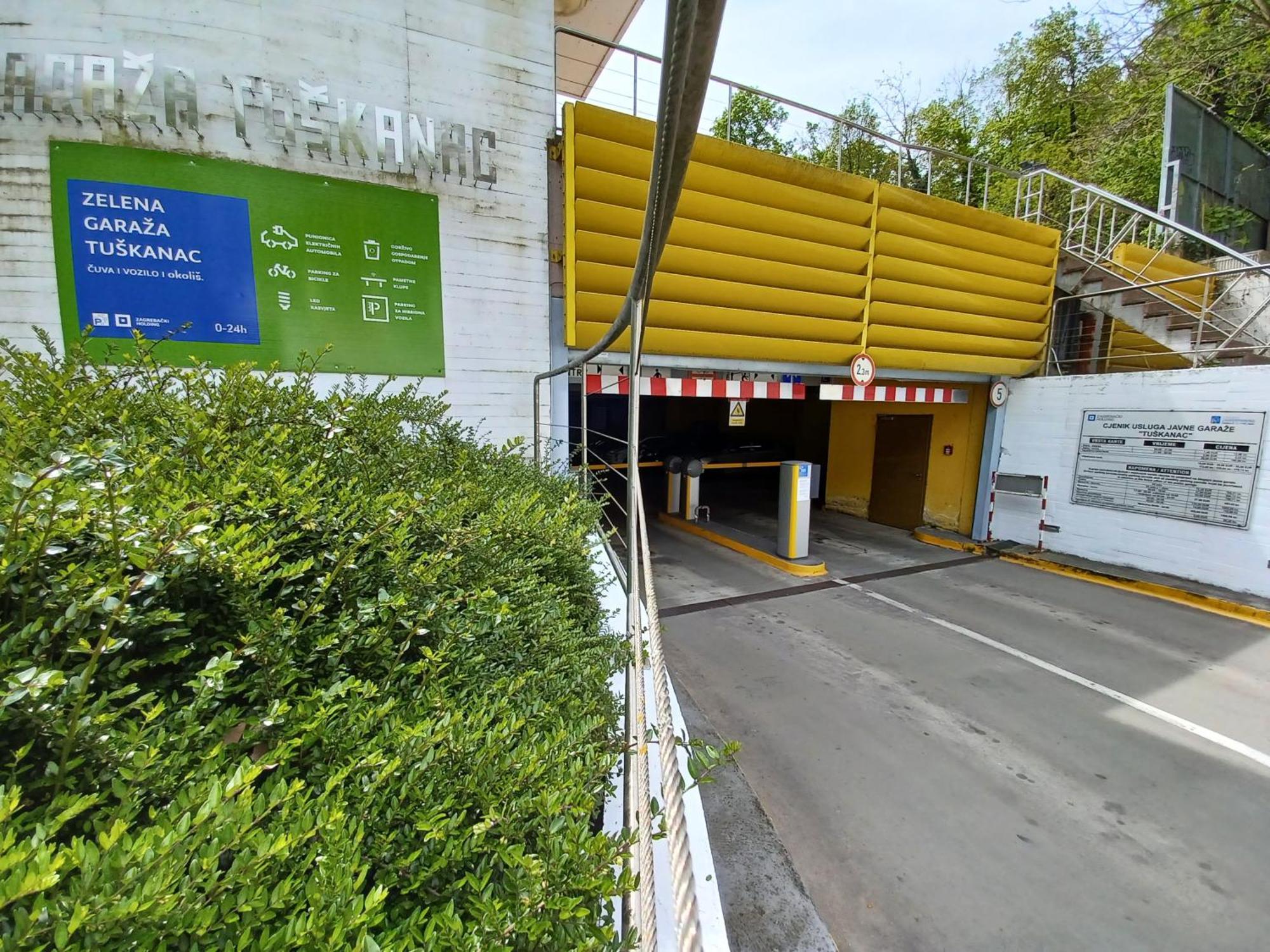Apartment Azalea ซาเกร็บ ภายนอก รูปภาพ